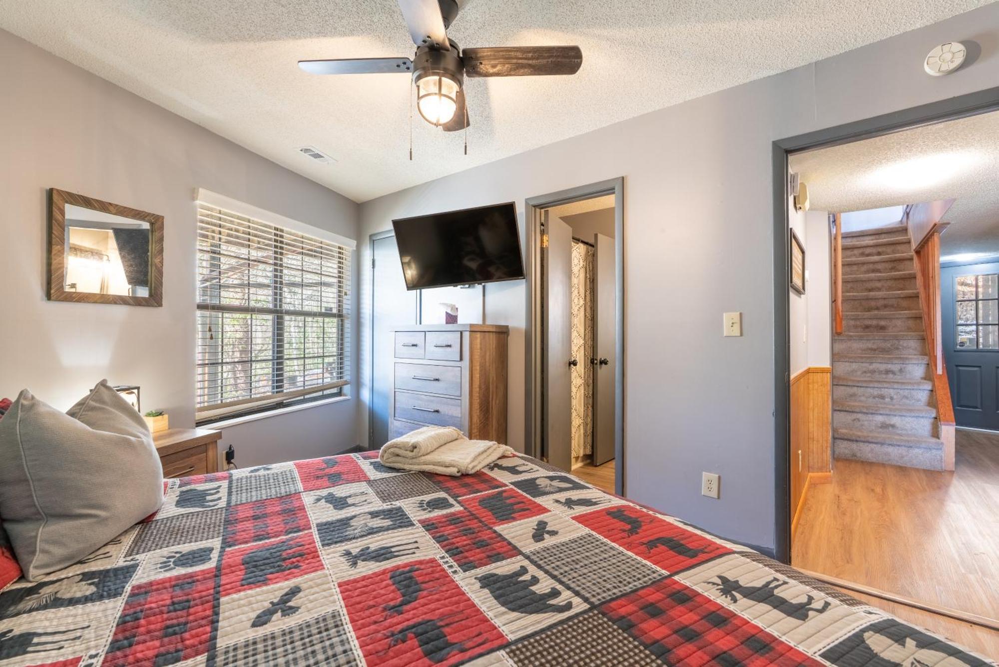Hawks View Gatlinburg Mountain Cabin Экстерьер фото